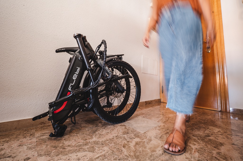 Bici eléctrica compacta